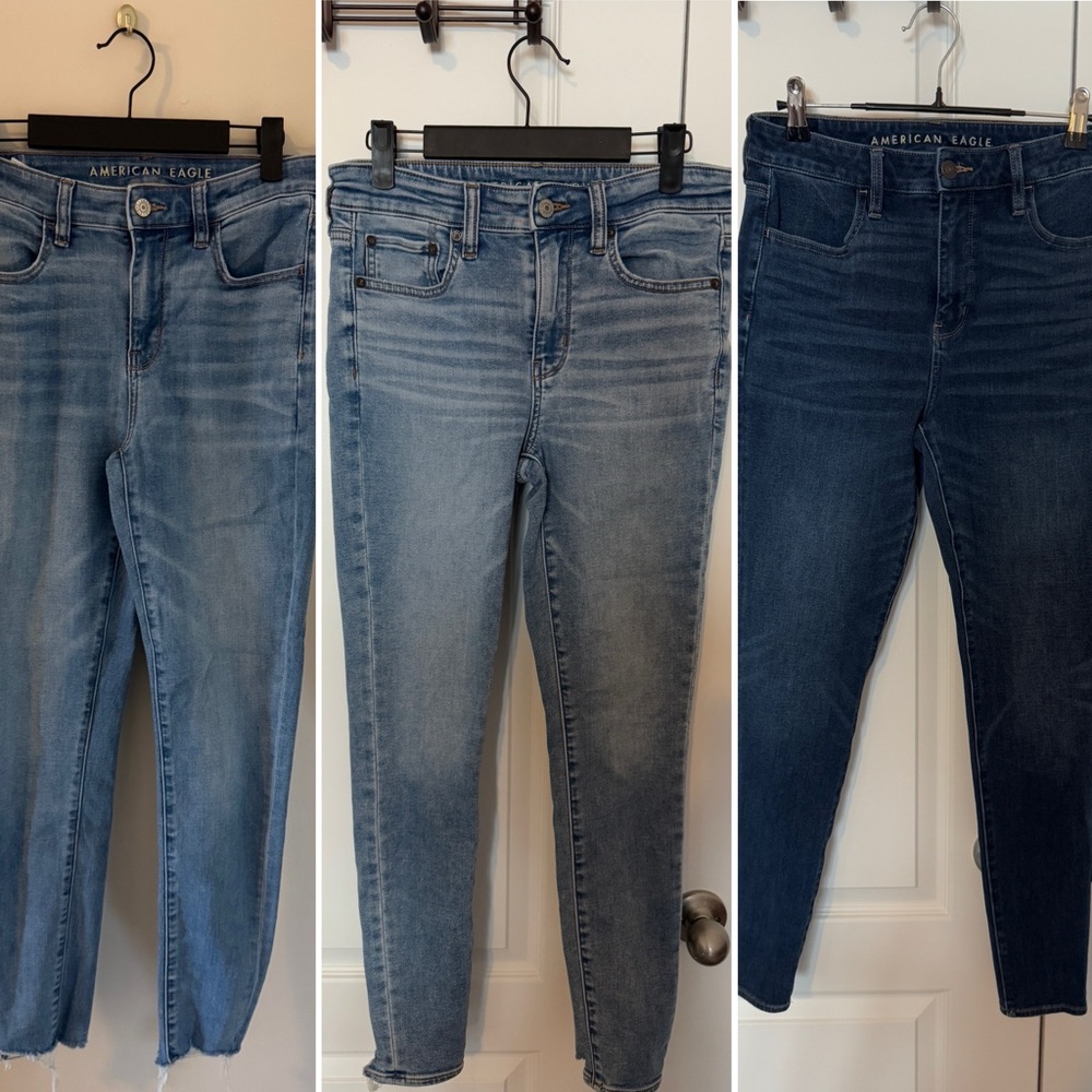 American Eagle Jean Bundle Size 8 Dark Light Wash 3 pairs